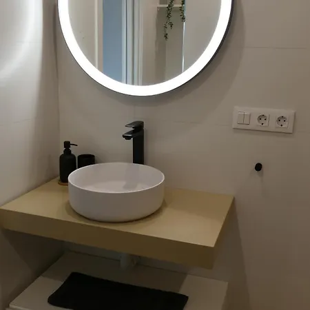 Coqueto En La Carihuela Torremolinos