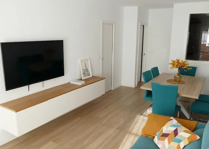 Coqueto En La Carihuela Torremolinos