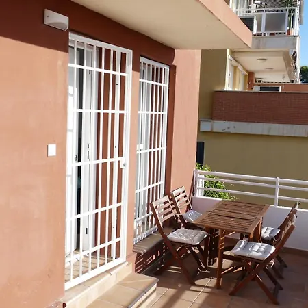 Coqueto En La Carihuela Torremolinos